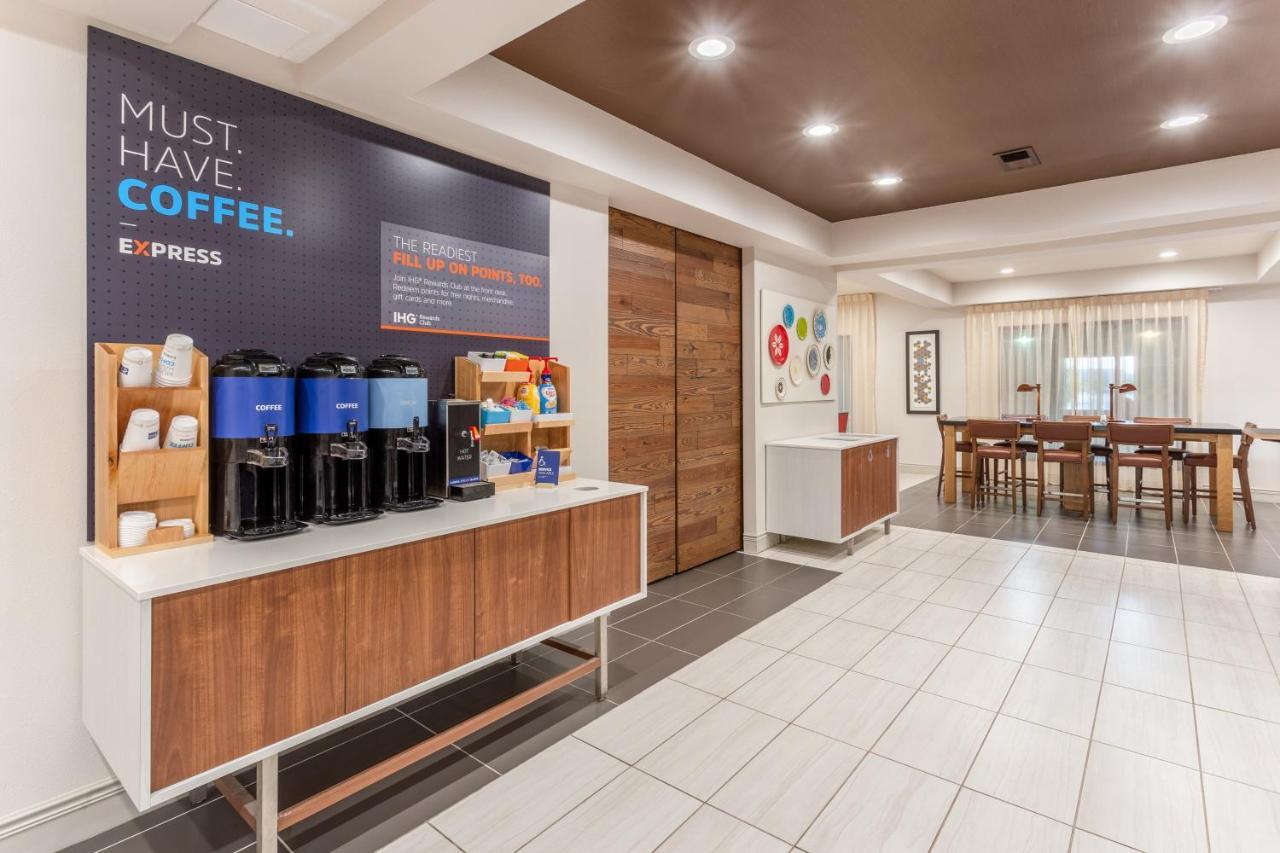 Holiday Inn Express & Suites O'Fallon-Shiloh By Ihg Exterior photo
